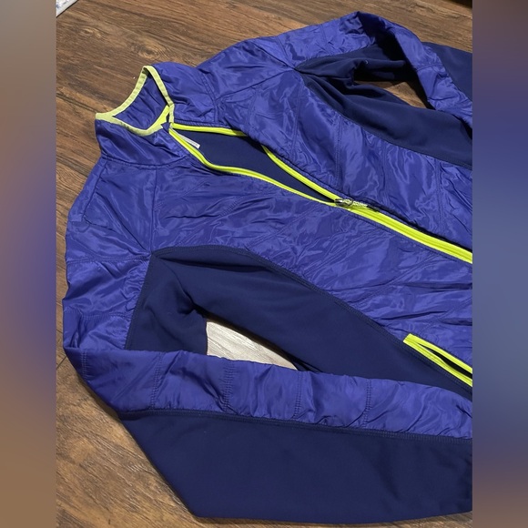 Champion purple & lime green running jacket kids large - Picture 2 of 6